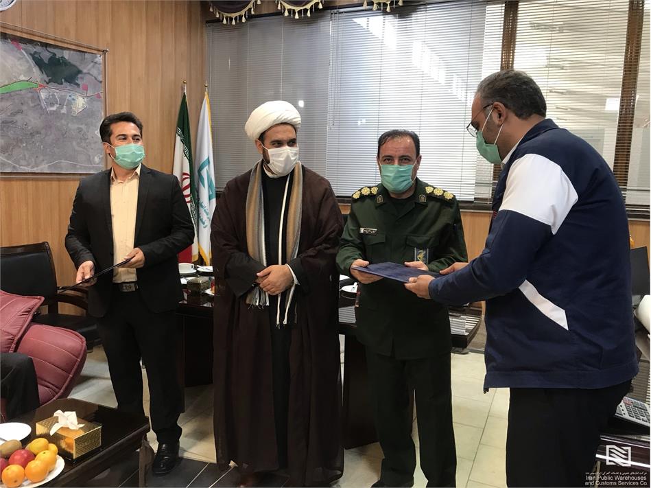برگزاری مراسم بزرگداشت هفته بسیج در شرکت انبارهای عمومی و خدمات گمرکی بازرگان