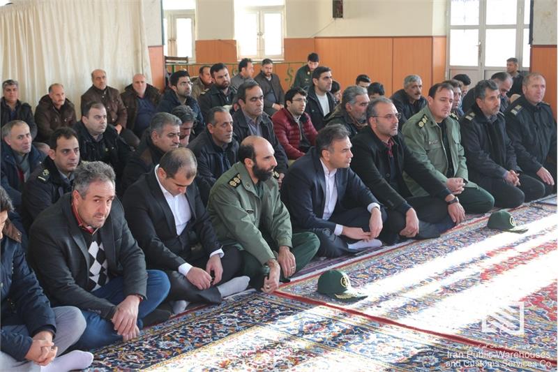 برگزاری نشست بصیرتی به مناسبت دهه فجر در شرکت انبارهای عمومی و خدمات گمرکی بازرگان