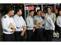 برگزاری مانور سقوط از ارتفاع به مناسبت روز آتش‌نشانی و ایمنی در شرکت انبارهای عمومی امام خمینی(ره) 5