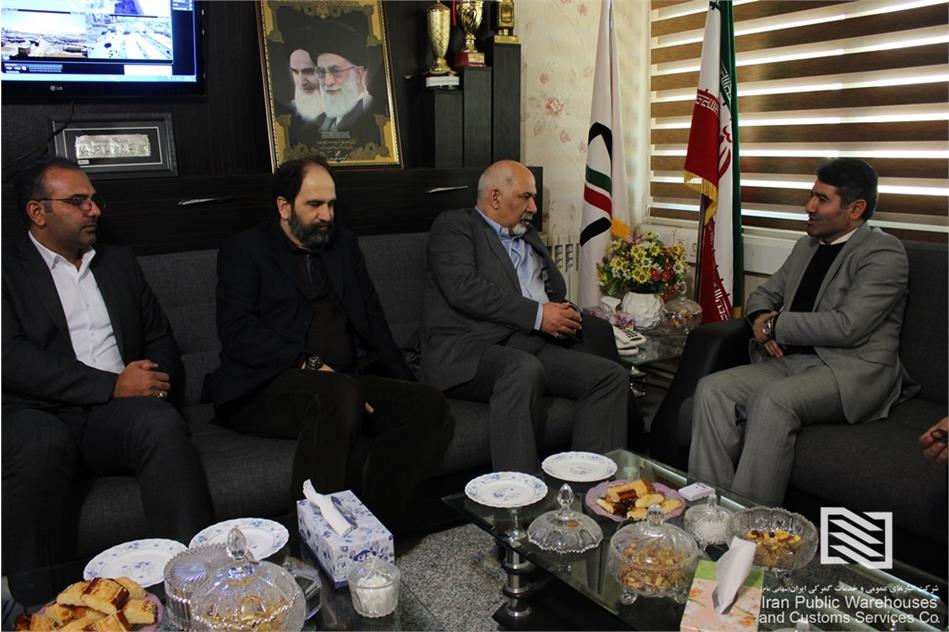 سرپرست گمرک بازرگان: گمرک و انبارهای عمومی برادر هستند